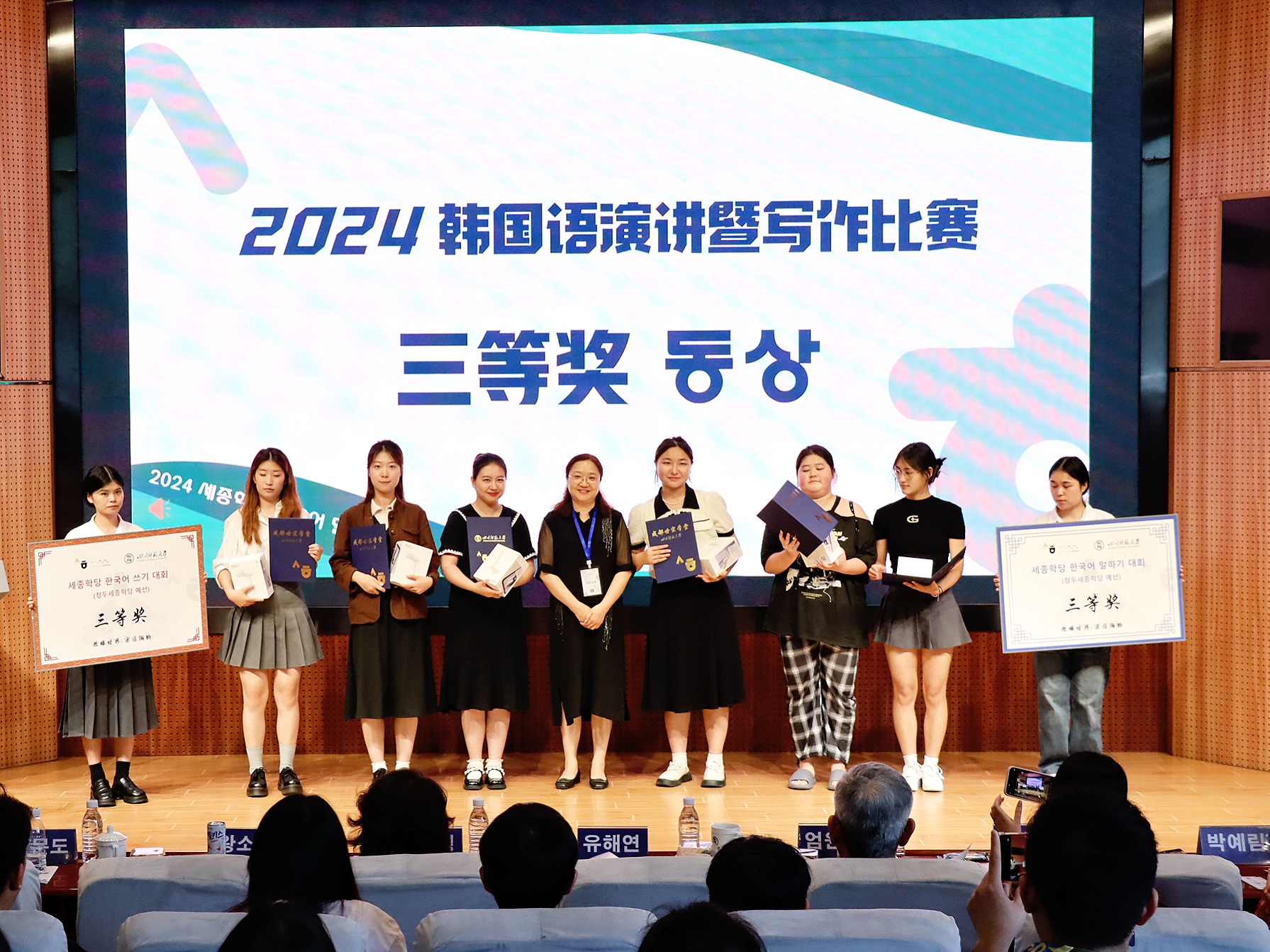 93d1857dc9f9ae4fbf23e821c0026af.jpg